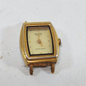 vintage Orient ladies' quartz wristwatch