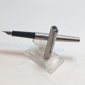 Parker 15 Fountain Pen Made in UK 2008 EIII Code M nib sold by Sweilems in Amman