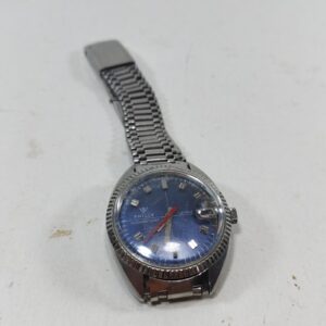 vintage mechanical hand winding Philly shockprotected watch 37mm needs service