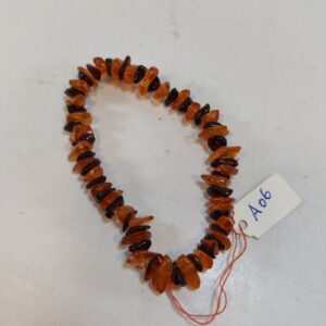 Genuine 100% natural Baltic amber bracelet - natural shape amber beads A06