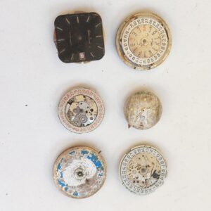 Lot of 6 Vintage Mechanical Watch Movements - Not Working - For Parts -Lot#11693