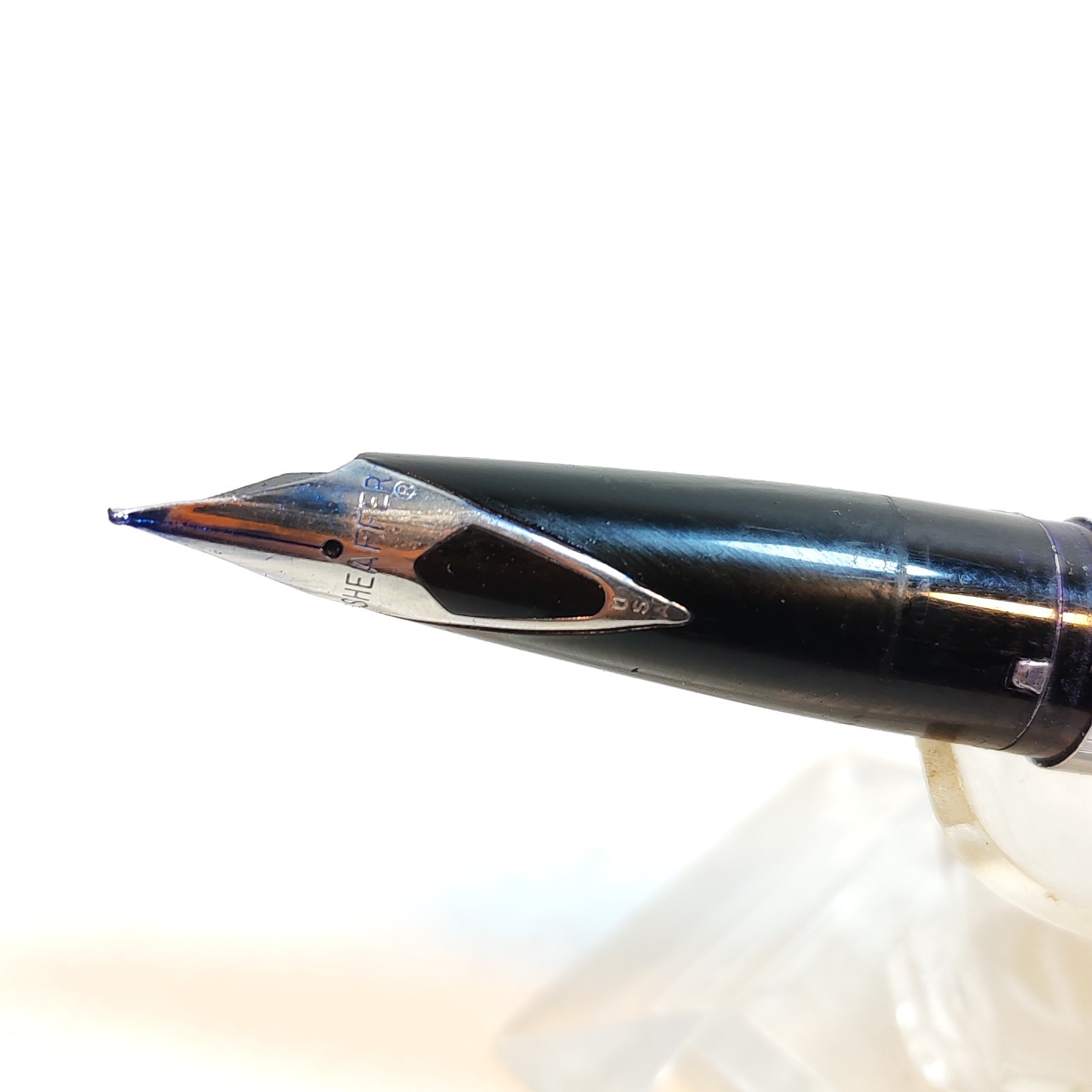 Sheaffer Imperial Fountain Pen Metal chrome body USA detail photograph