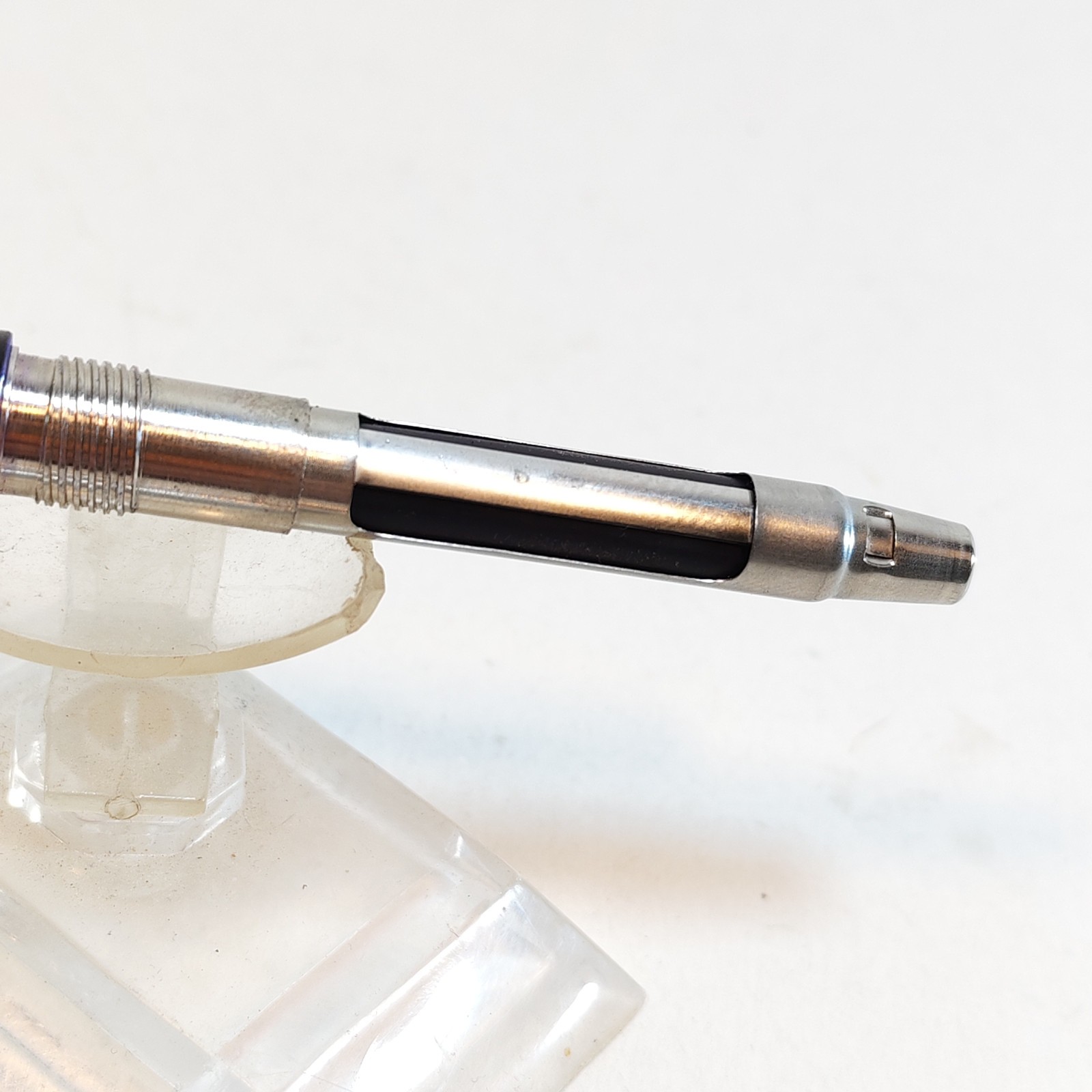 Sheaffer Imperial Fountain Pen Metal chrome body USA detail photograph