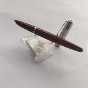 Vintage Parker 21 Fountain Pen, Burgundy Color USA never inked