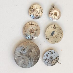 Lot of 6 Vintage Mechanical Watch Movements - Not Working - For Parts -Lot#11680
