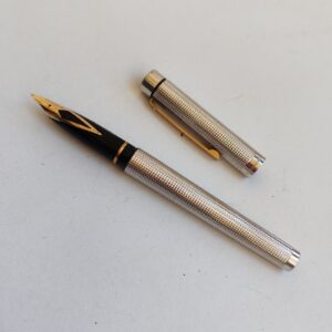 Sheaffer Targa Striped patter, Silver Color 14K Gold Nib, v.good condition