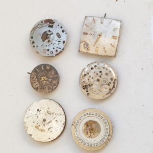 Lot of 6 Vintage Mechanical Watch Movements - Not Working - For Parts -Lot#11708