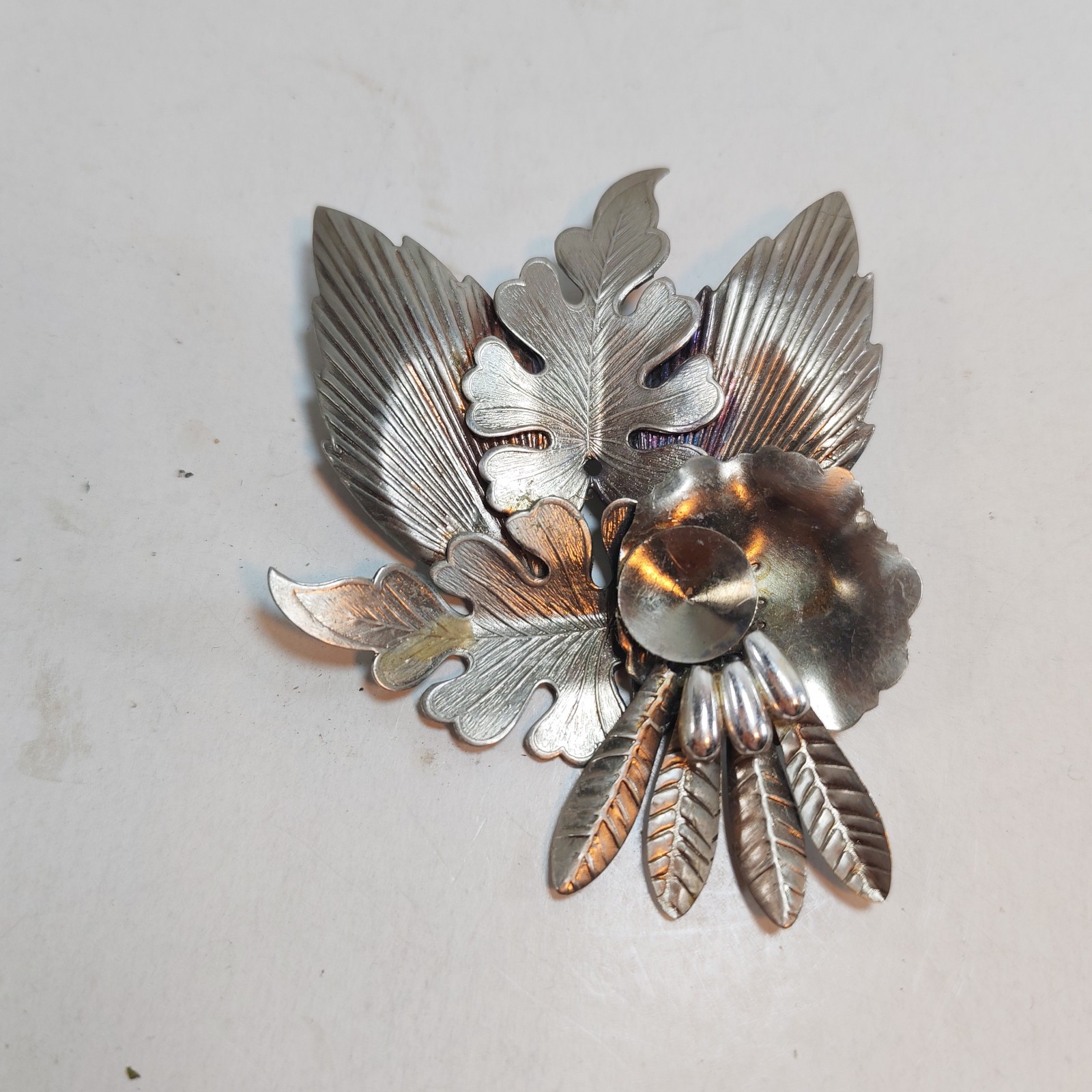 Vintage floral brooch 2 5 missing stone sold by Sweilems in Amman