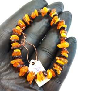 Genuine 100% natural Baltic amber bracelet - natural shape amber beads A02