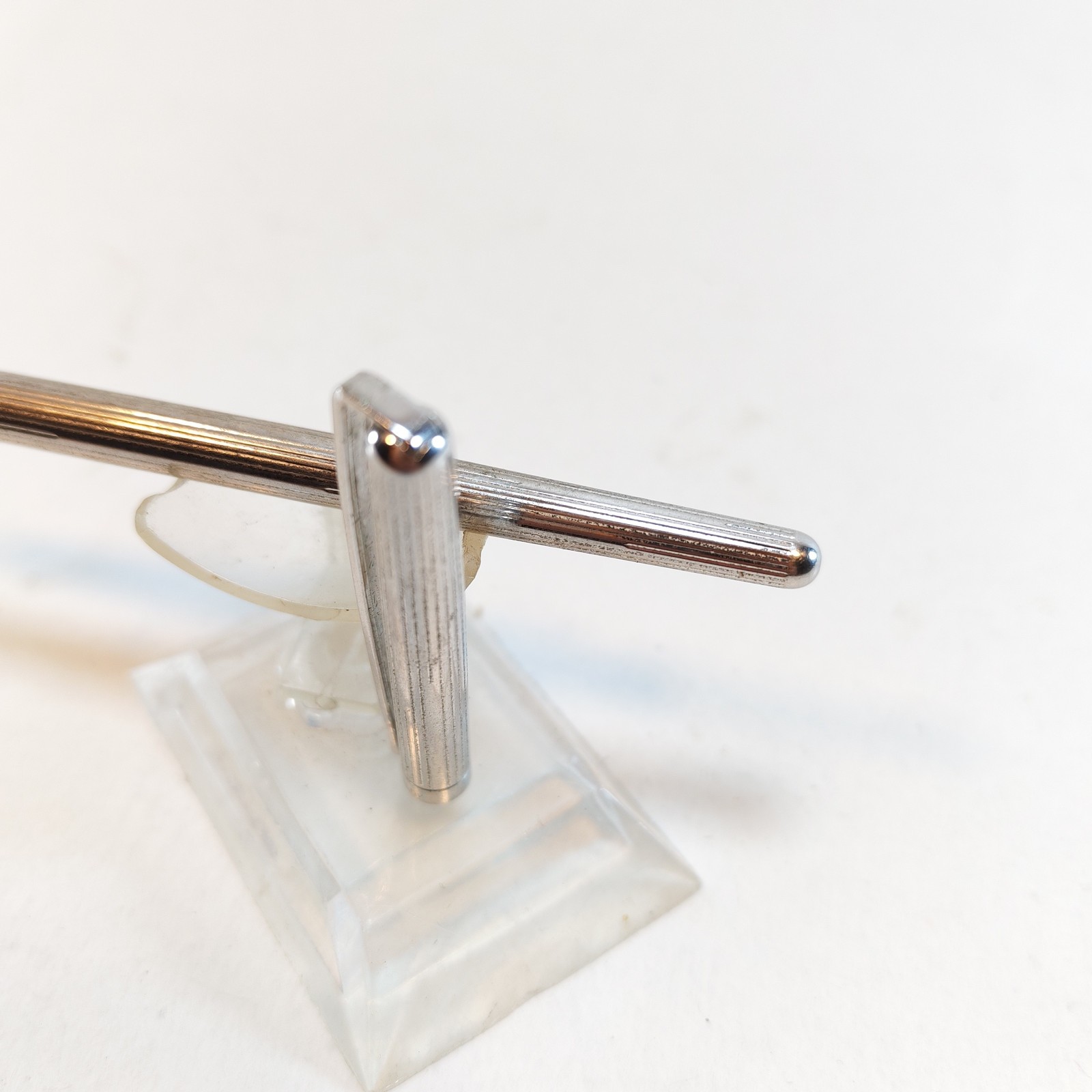 Thin Vintage Elysee BallPoint Pen Made in Germany Ref detail photograph