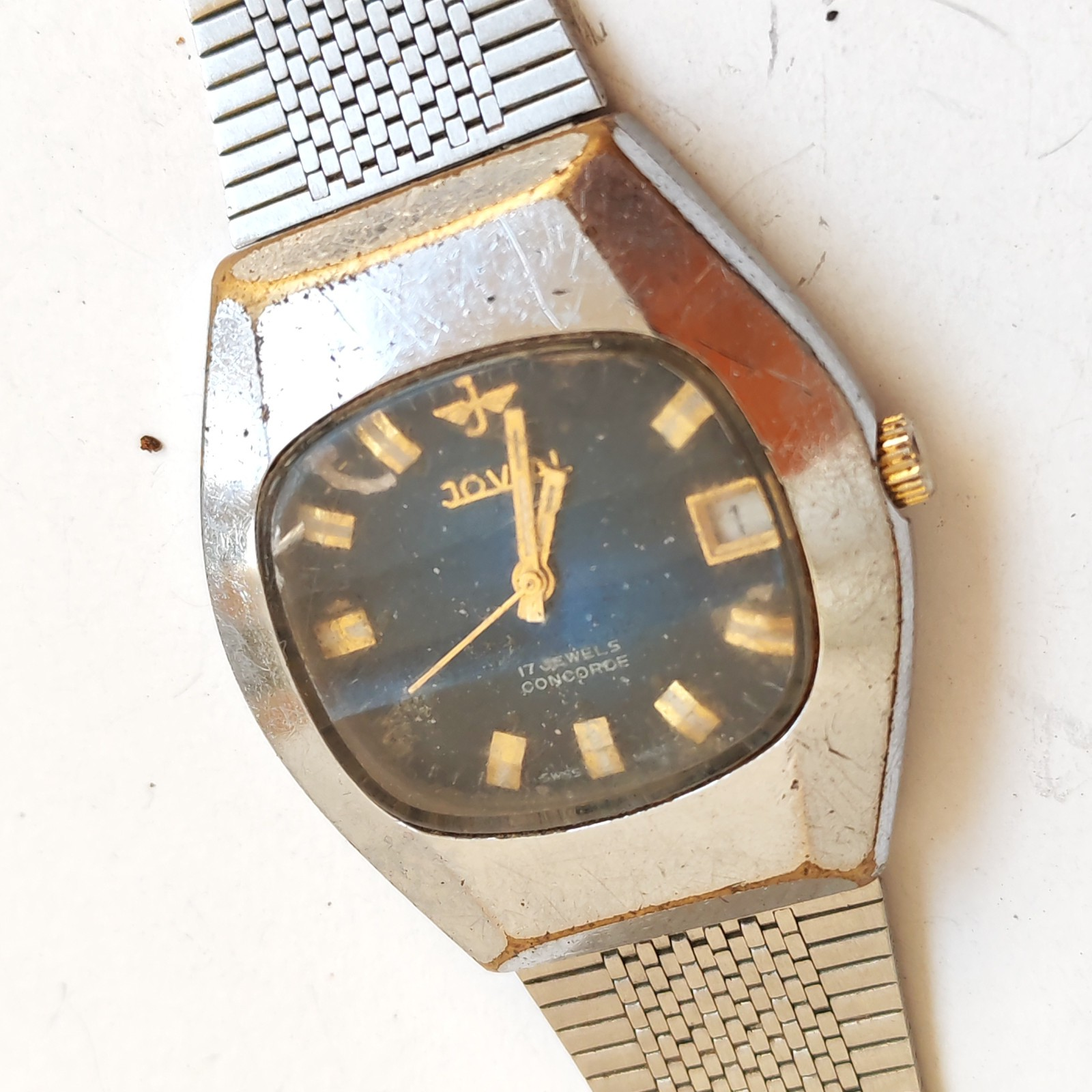 vintage Jovial Concorde 17 jewels mechanical wristwatch sold by Sweilems in Amman