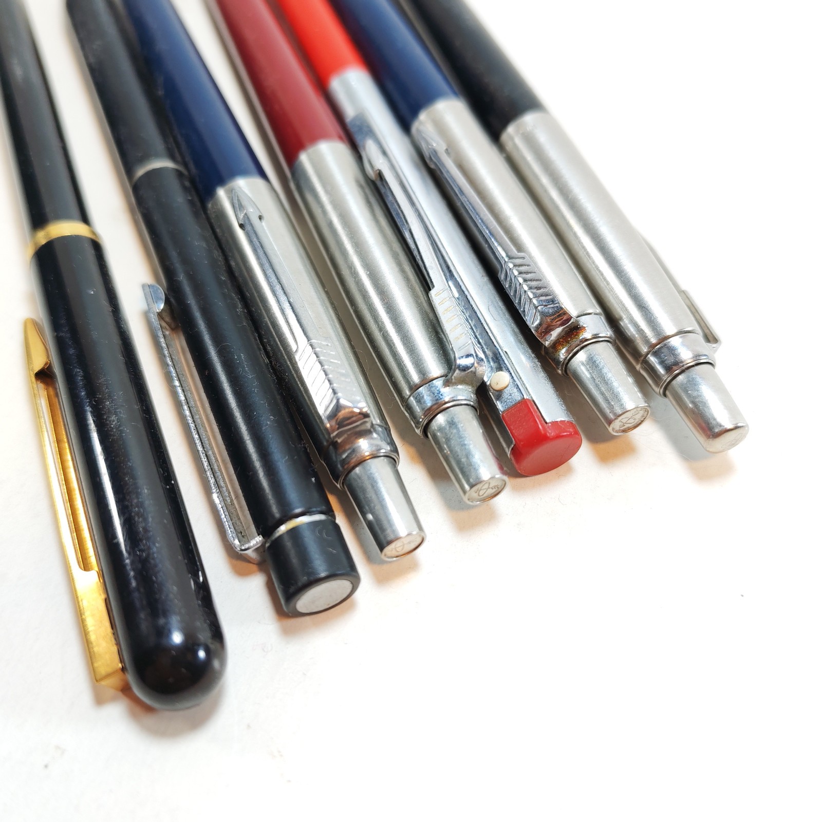 Lot of 7 Vintage Ballpoint pens Parker Jotter Sheaffer Waterman detail photograph