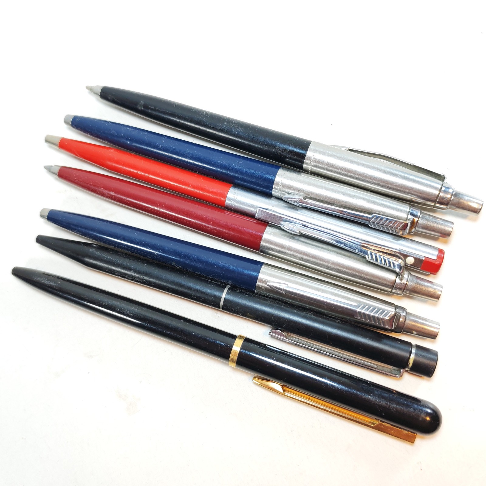 Lot of 7 Vintage Ballpoint pens Parker Jotter Sheaffer Waterman detail photograph