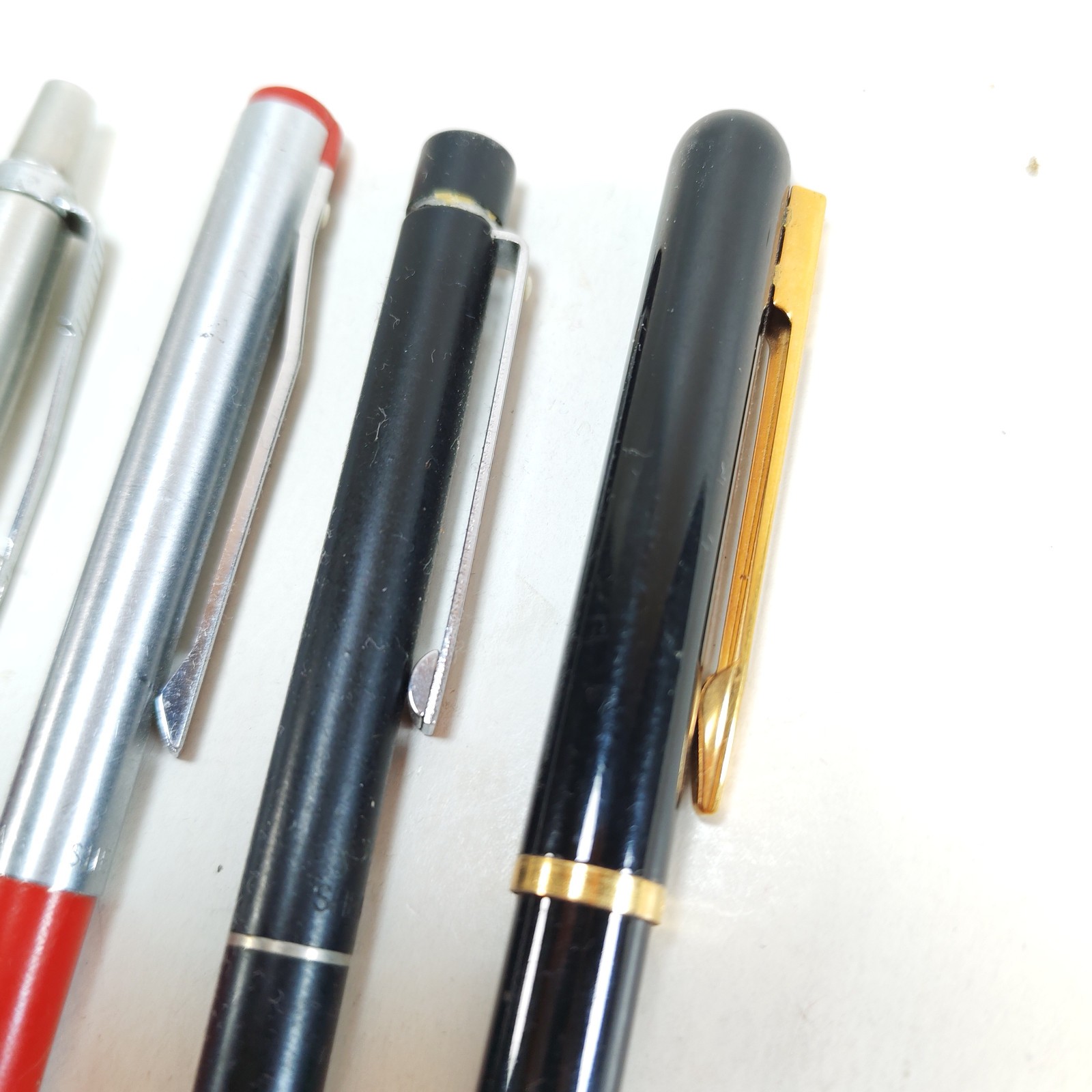 Lot of 7 Vintage Ballpoint pens Parker Jotter Sheaffer Waterman detail photograph