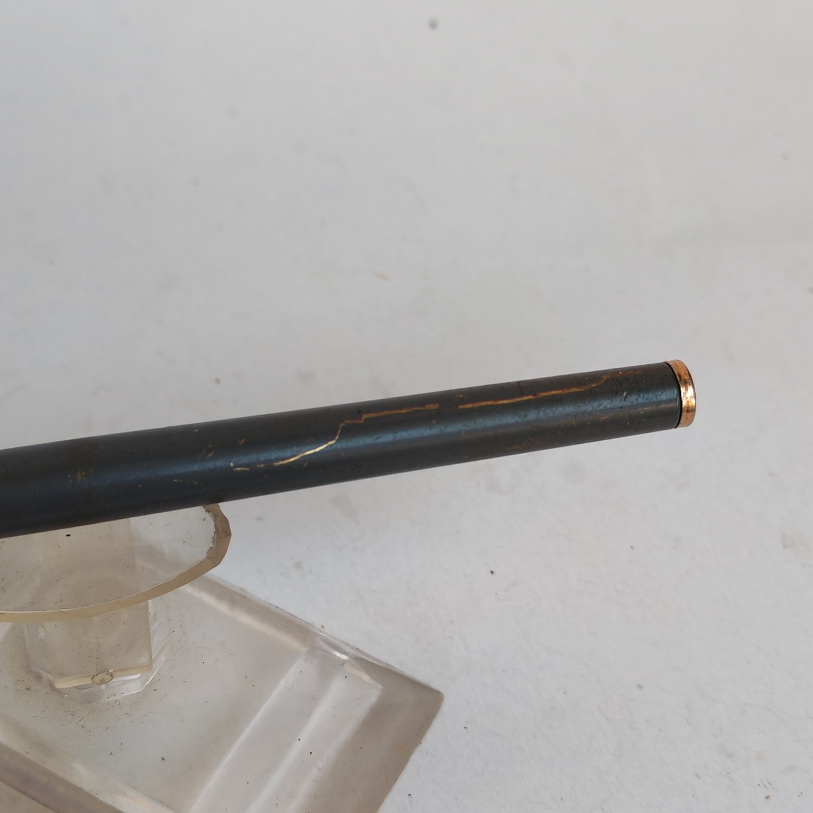 Sheaffer fashion fountain pen grey body with scratches dent nib detail photograph