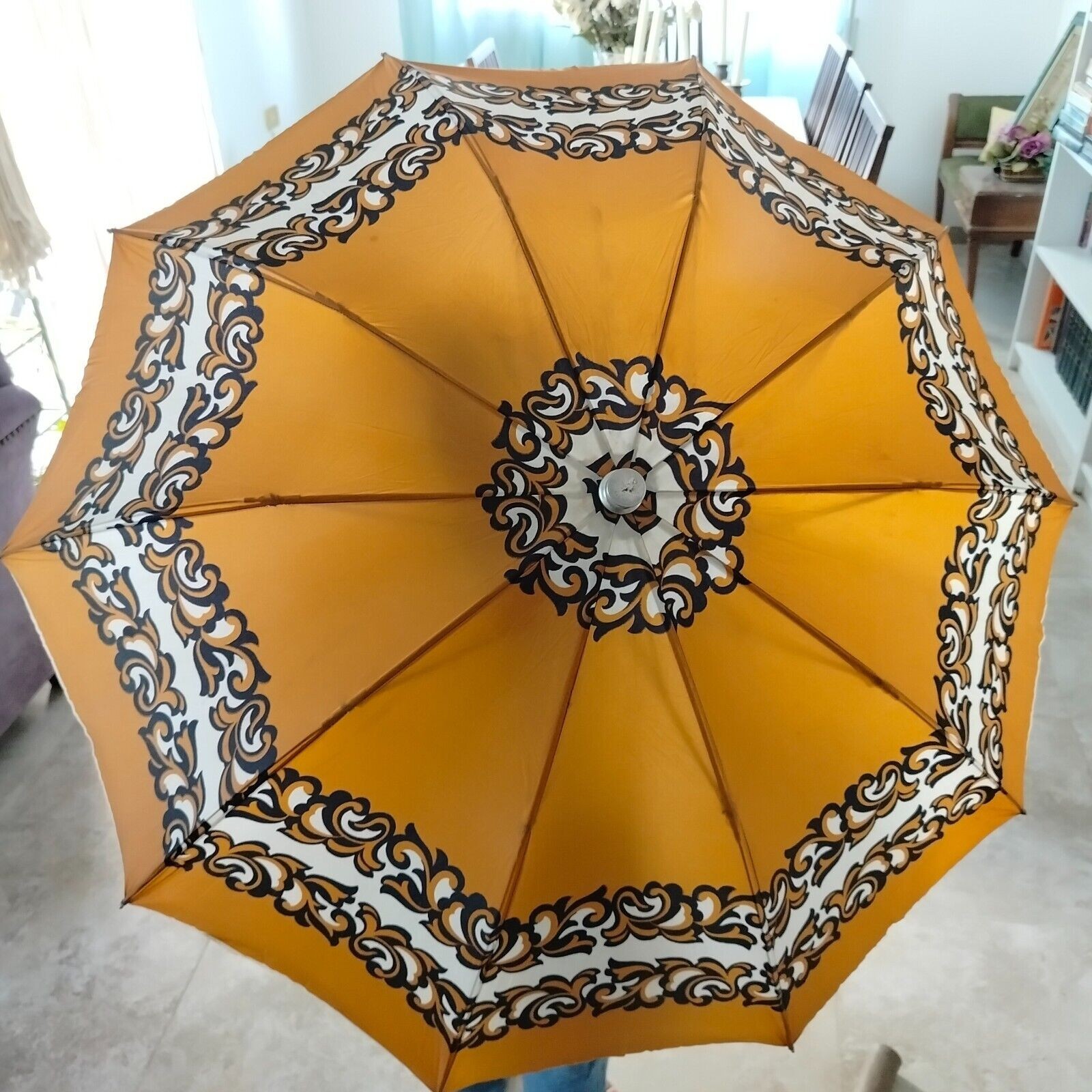 Vintage very rare Piccolo Hand umbrella very beautiful piece sold by Sweilems in Amman
