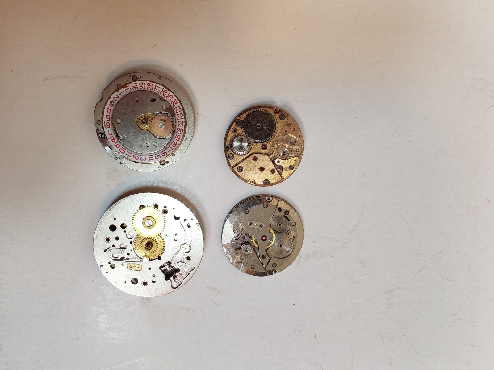 4 VINTAGE WATCH MECHANICAL MOVEMENTS FOR PARTS NOT WORKING LOT1 sold by Sweilems in Amman