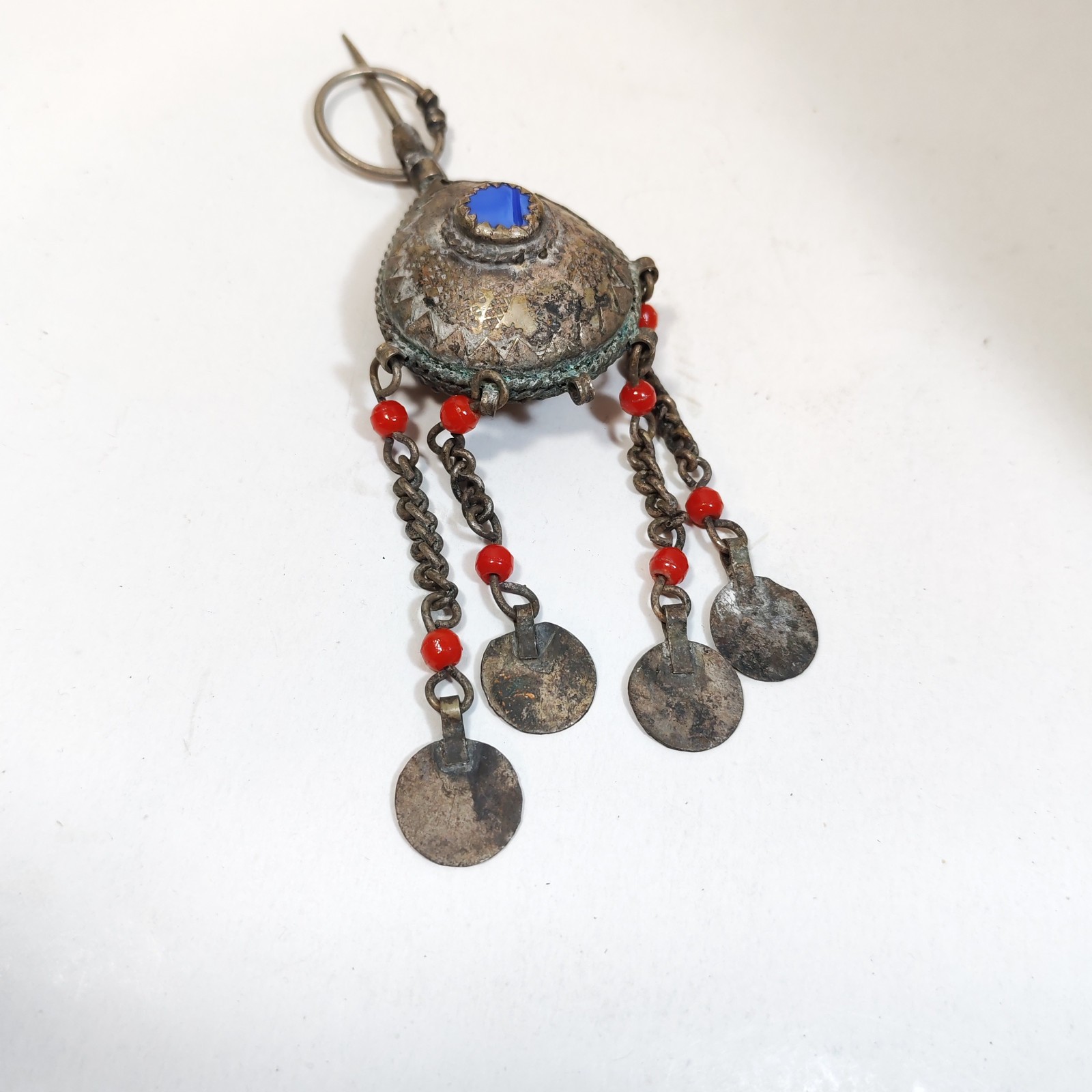 Vintage Rare Moroccan Berber Fibula Pendant Brooch detail photograph