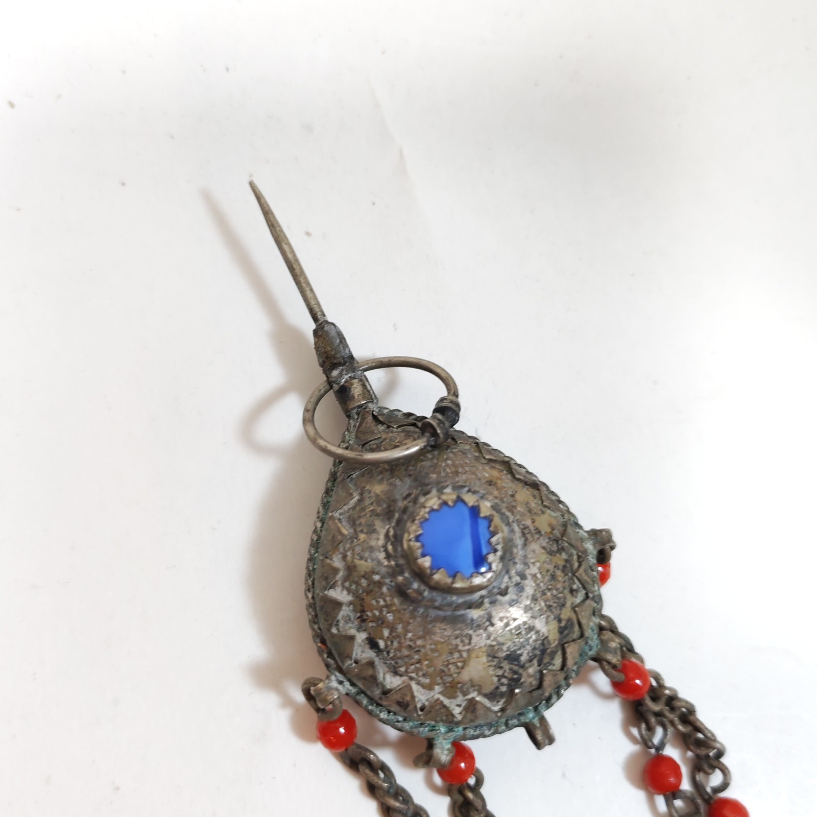 Vintage Rare Moroccan Berber Fibula Pendant Brooch detail photograph