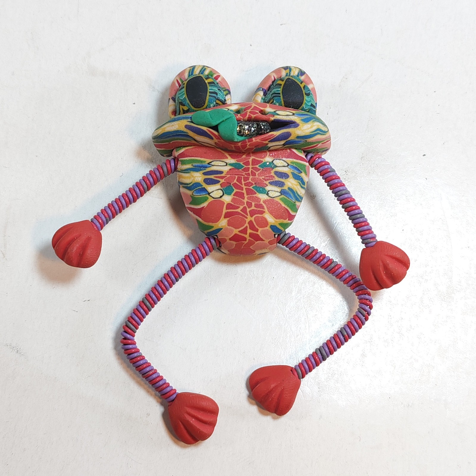 Handmade frog brooch Joyco Fritz 3 sold by Sweilems in Amman