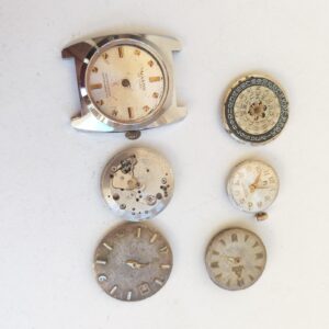 Lot of 6 Vintage Mechanical Watch Movements - Not Working - For Parts -Lot#11704