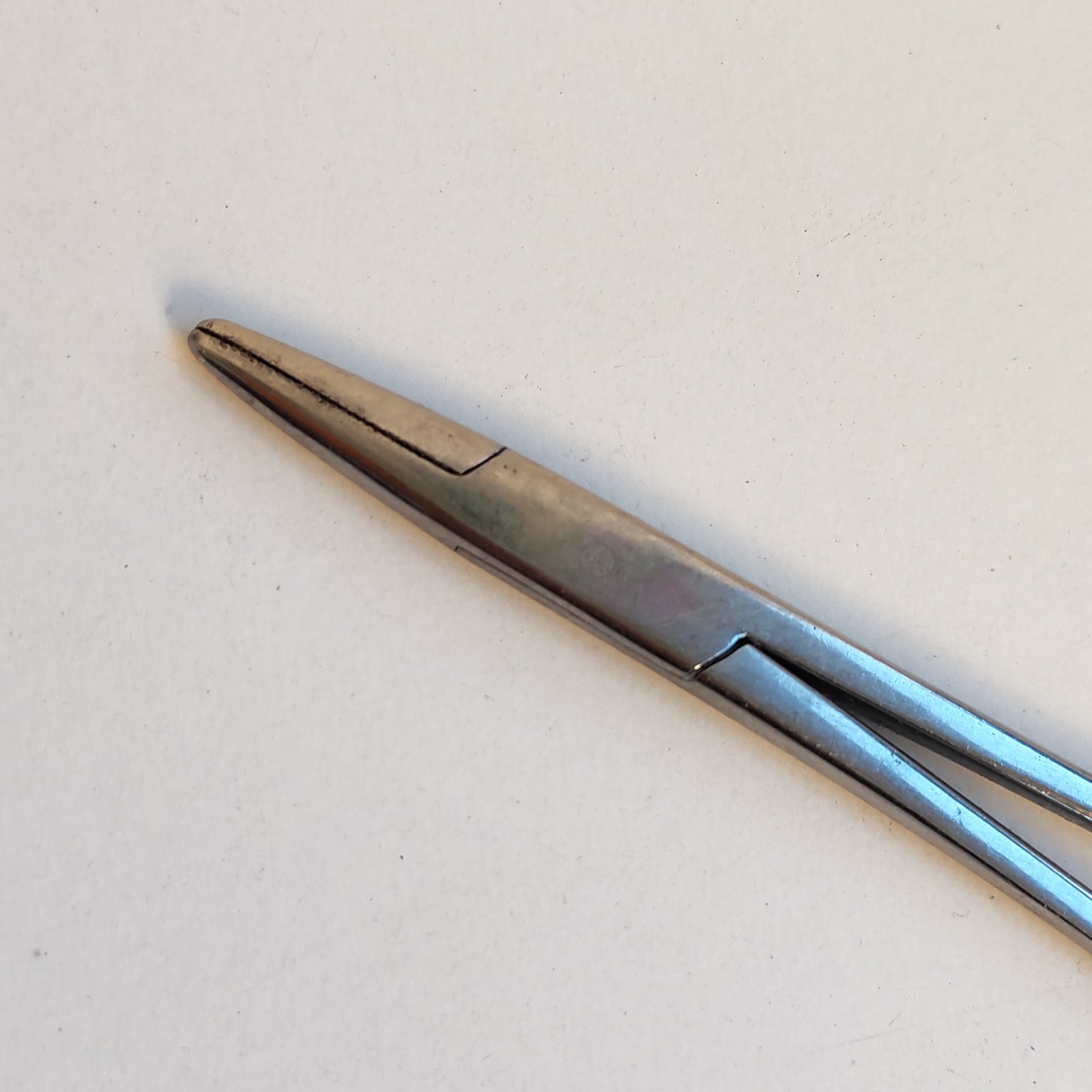 NEEDLE HOLDER Surgical Instrument detail photograph