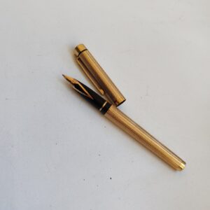 Sheaffer Targa Striped patter, Gold Color 14K Gold Nib, v.good condition