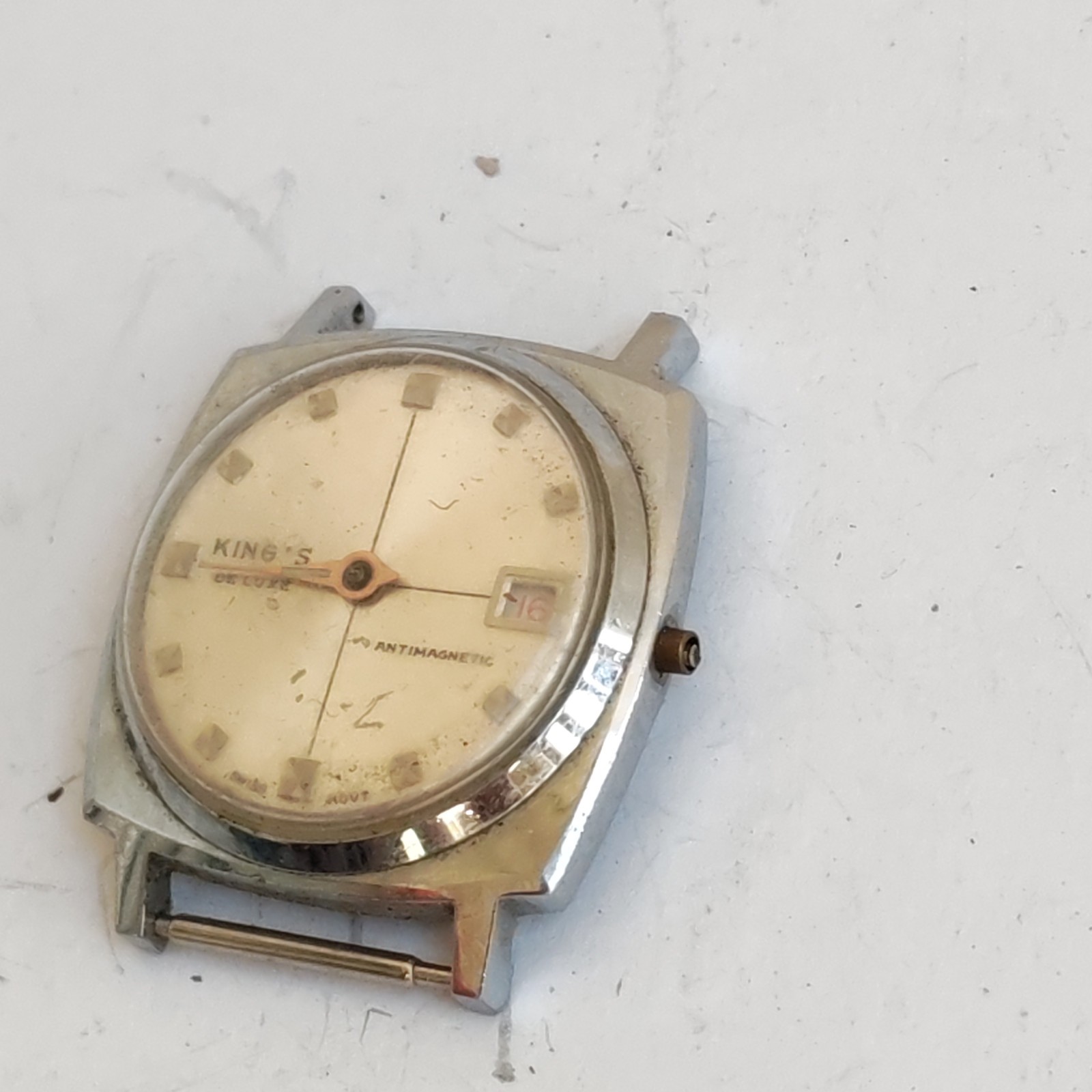 vintage King's Super De Luxe Swiss mechanical watch for parts detail photograph