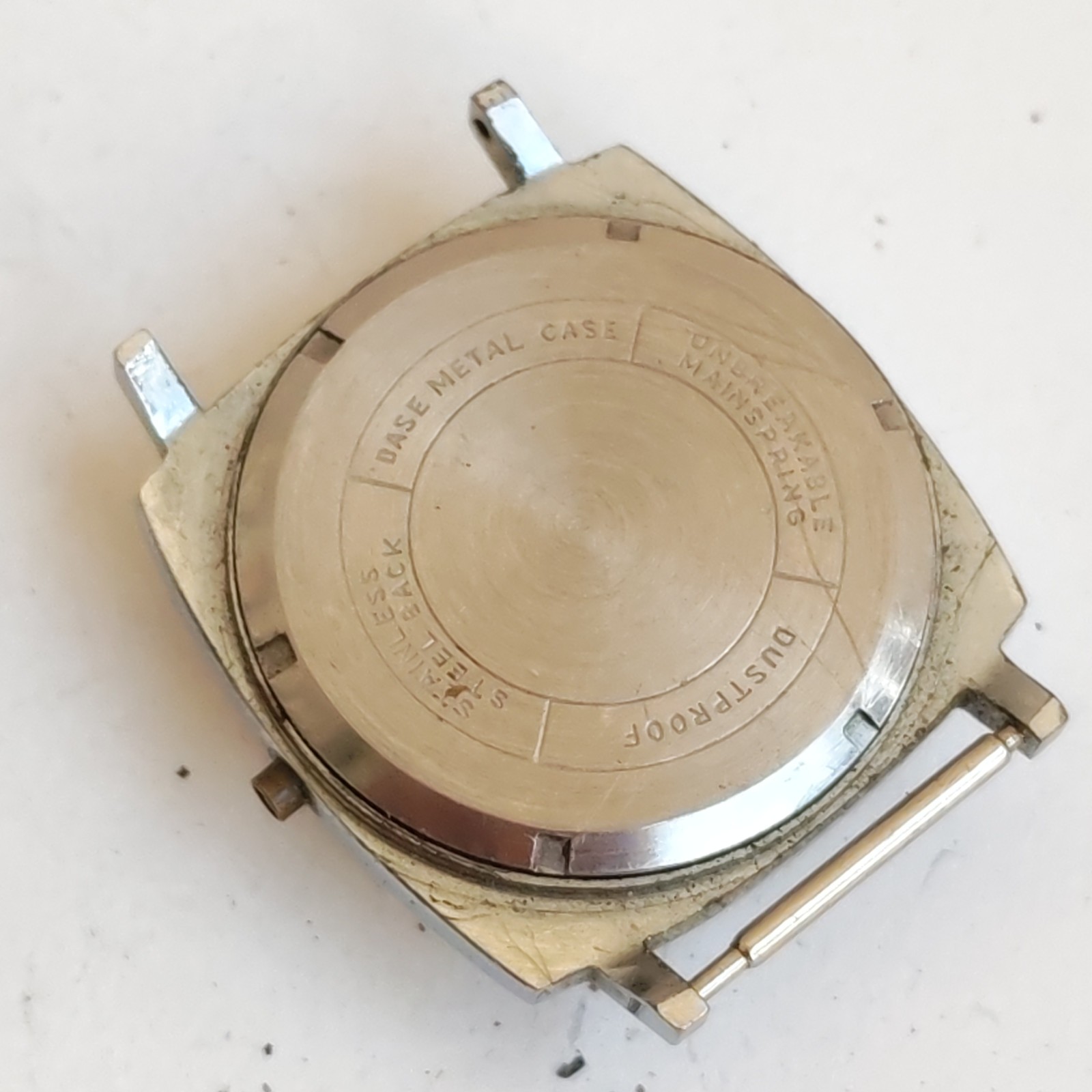 vintage King's Super De Luxe Swiss mechanical watch for parts detail photograph